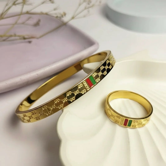BRACELET GUCCII AVEC BUAGE